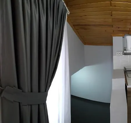 Апартаменты Eves Suites *